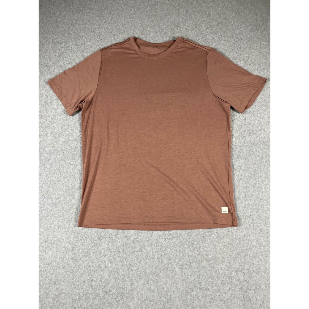 Vuori Mens Strato Tech Tee Size Large Performance Mahogany Mauve Brown Gym Shirt - Picture 1 of 6